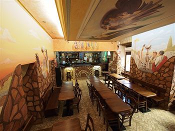 Hostal Alessandro Palace