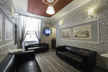 Hostal Alessandro Palace