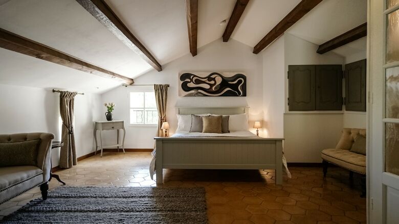 Hostal La Ferme Des Belugues