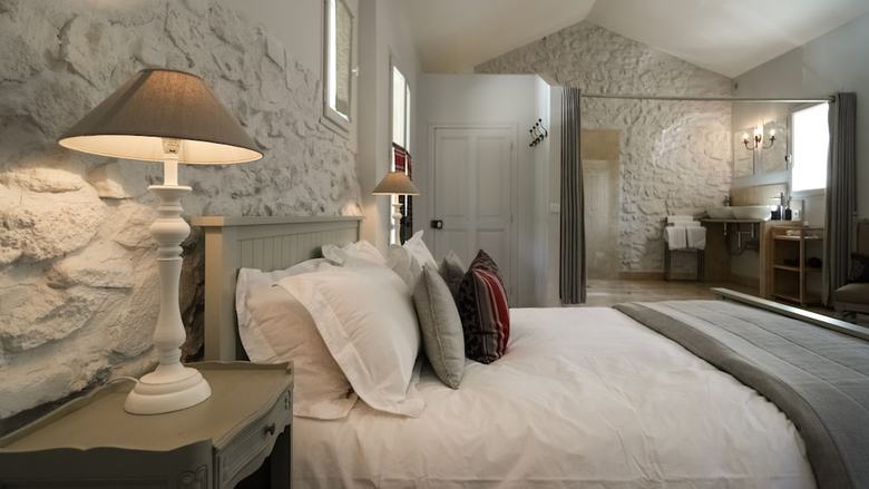 Hostal La Ferme Des Belugues