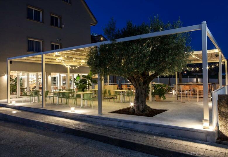 Apartamentos Dena