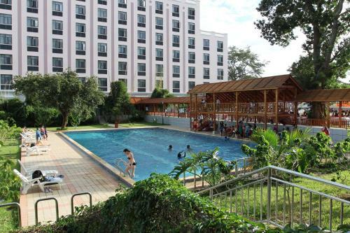 Hotel Sogecoa Golden Peacock