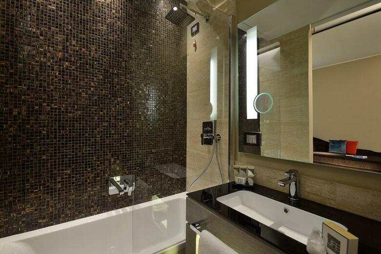 Rome Life Hotel