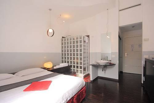 Residencia Wrh Suites
