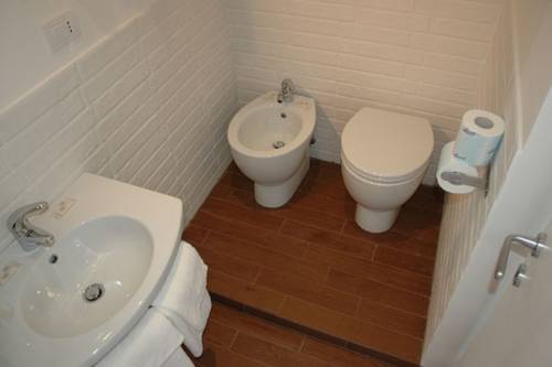 Residencia Wrh Suites