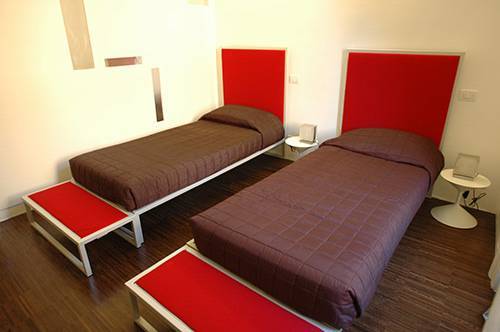 Residencia Wrh Suites