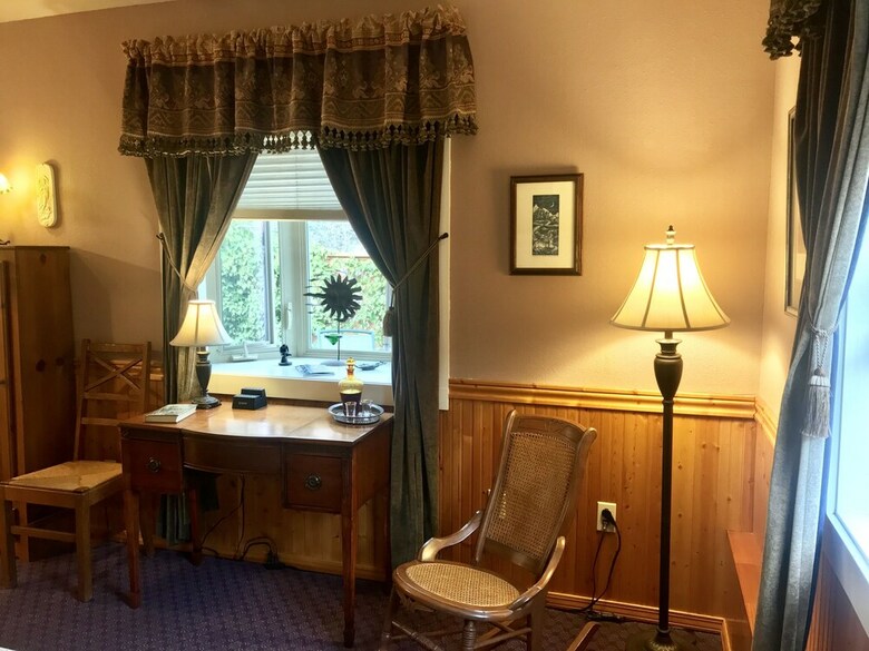 Bed & Breakfast Arden Forest Inn