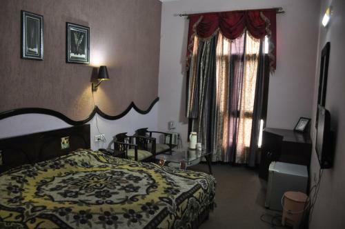 Hotel Pratiksha