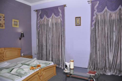 Hotel Pratiksha