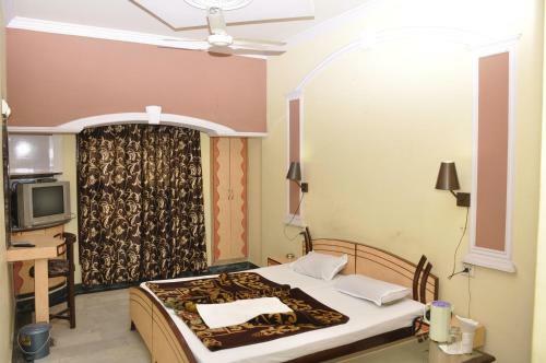 Hotel Pratiksha