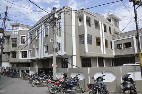 Hotel Pratiksha