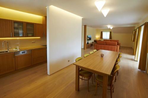 Hostal Pension Je?n�k