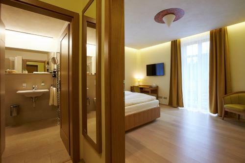 Hostal Pension Je?n�k