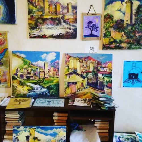 Hostal Lagami House