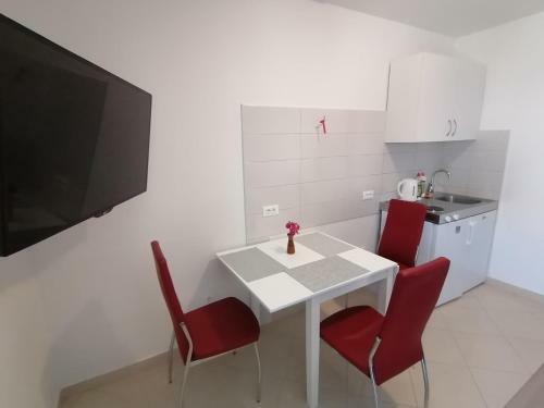 Apartments Gojak