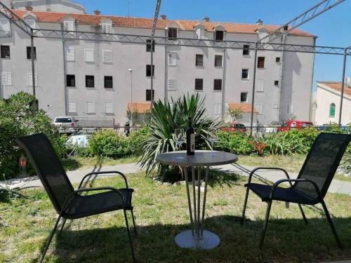 Apartments Gojak