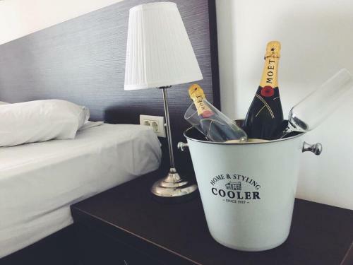 Hostal Mrc Resort Mamaia Nord