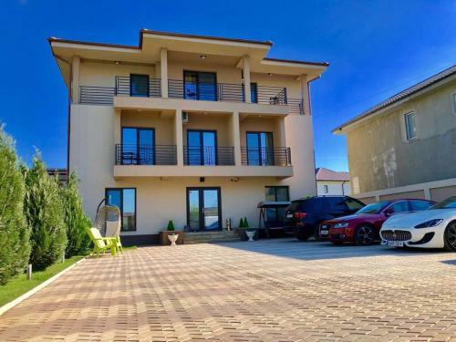 Hostal Mrc Resort Mamaia Nord