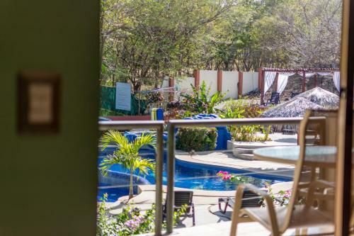 Hostal Villas Playa Hermosa Beach Hotel