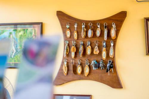 Hostal Villas Playa Hermosa Beach Hotel