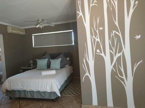 Hostal Razel Lodge