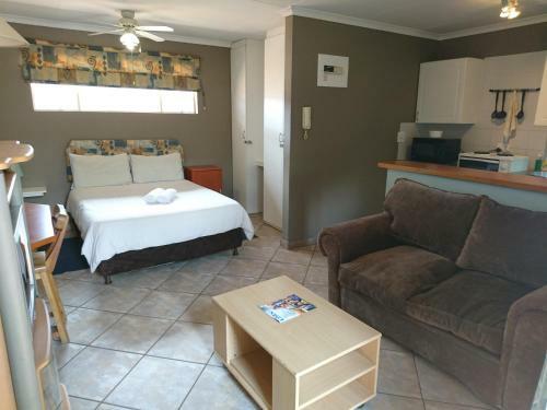 Hostal Razel Lodge