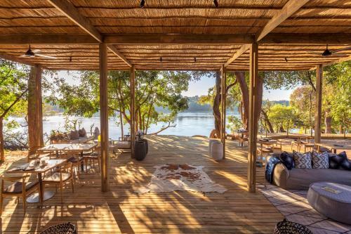 Victoria Falls River Lodge