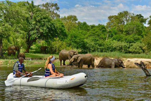Victoria Falls River Lodge