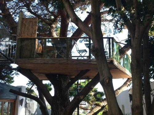 Hostal Oceangolf Guest House