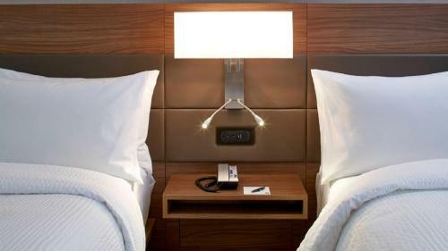 AC Hotel By Marriott Atlanta Buckhead At Phipps Plaza