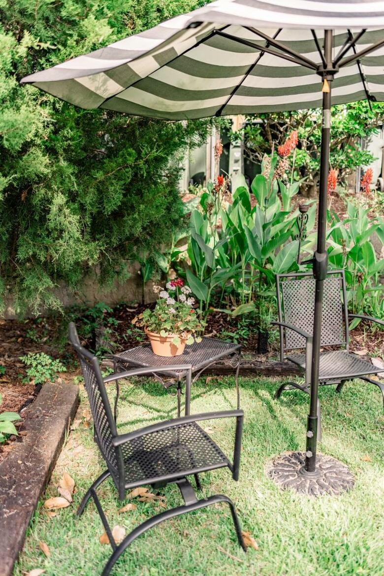 Bed & Breakfast Meadows Inn