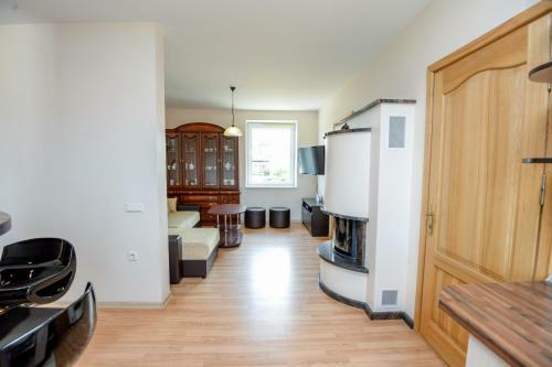 Apartments Sermies?io 3
