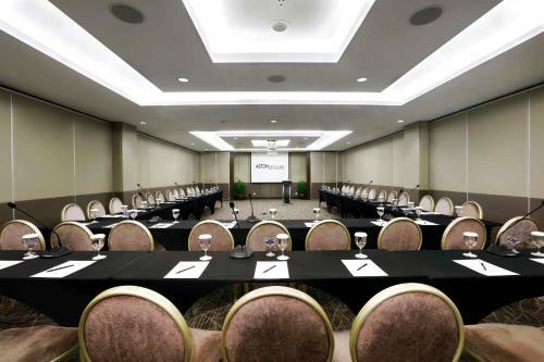 Hotel Aston Sentul Lake Resort & Conference Center