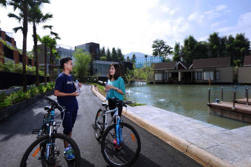 Hotel Aston Sentul Lake Resort & Conference Center