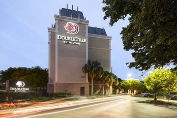 Hotel Doubletree By Hilton Austin Un