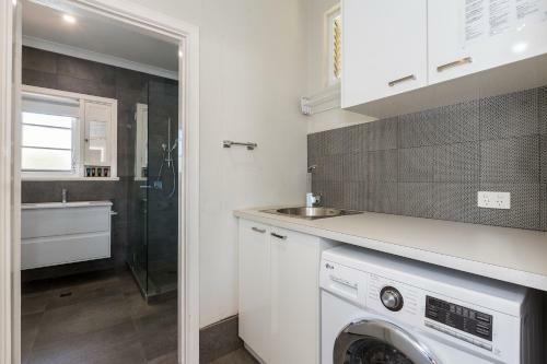Urbanstyle Claremont Apartment