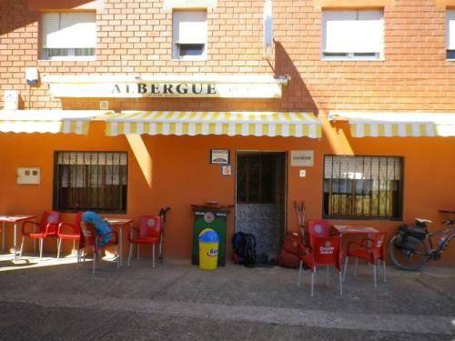 Hostal Albergue Turistico La Torre
