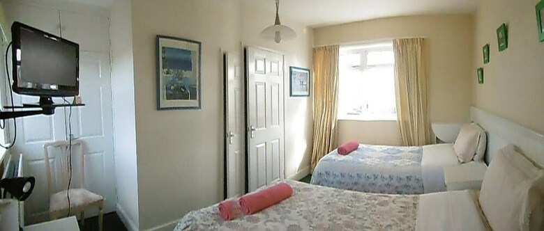 Hostal Bramley House