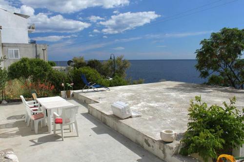 Holiday Home Milna 114