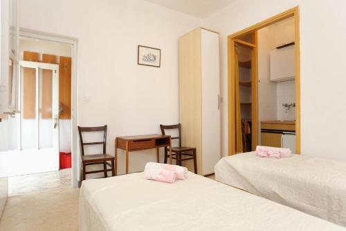 Apartment Lumbarda 4481a
