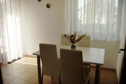 Apartment Vantacici 5566a
