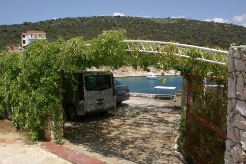 Apartment Ostricka Luka 4259a