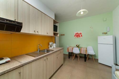 La Stella Apartments