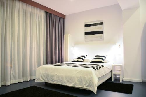 Living Aparthotel