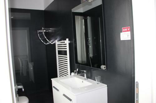 Living Aparthotel