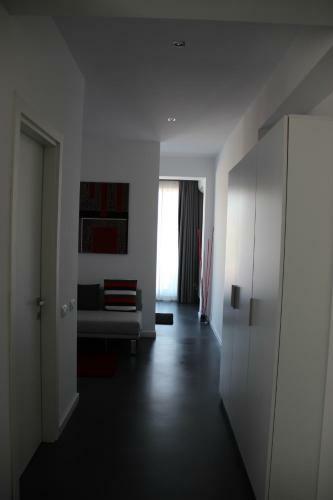 Living Aparthotel