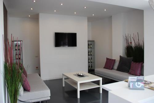 Living Aparthotel