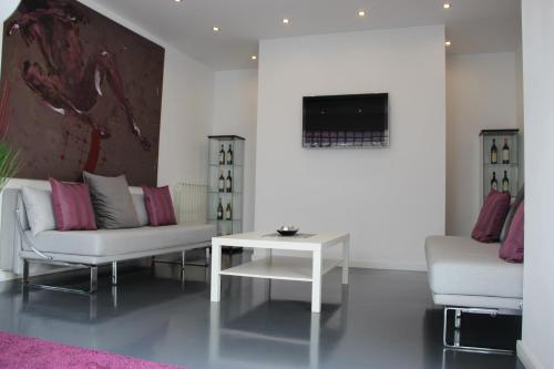 Living Aparthotel