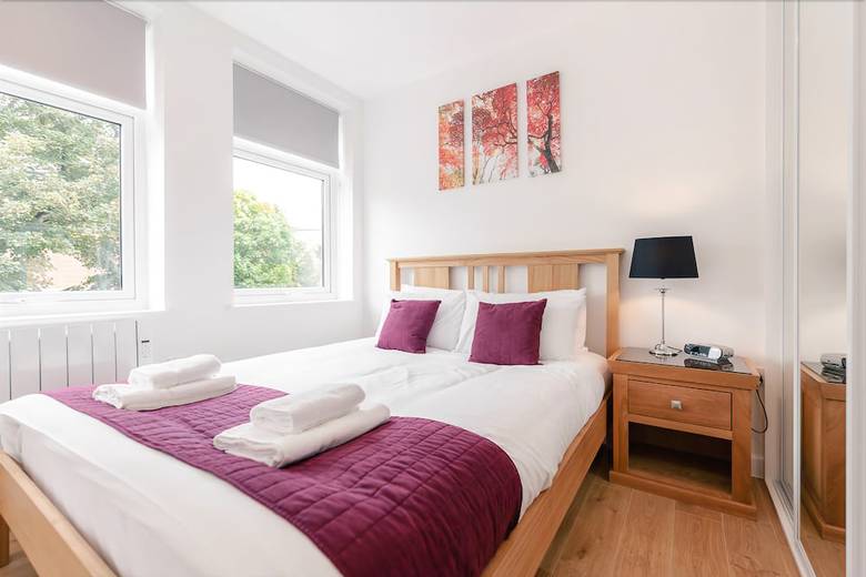 Roomspace Apartments - Swan House