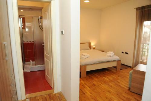 Hostal Guest House ?ot